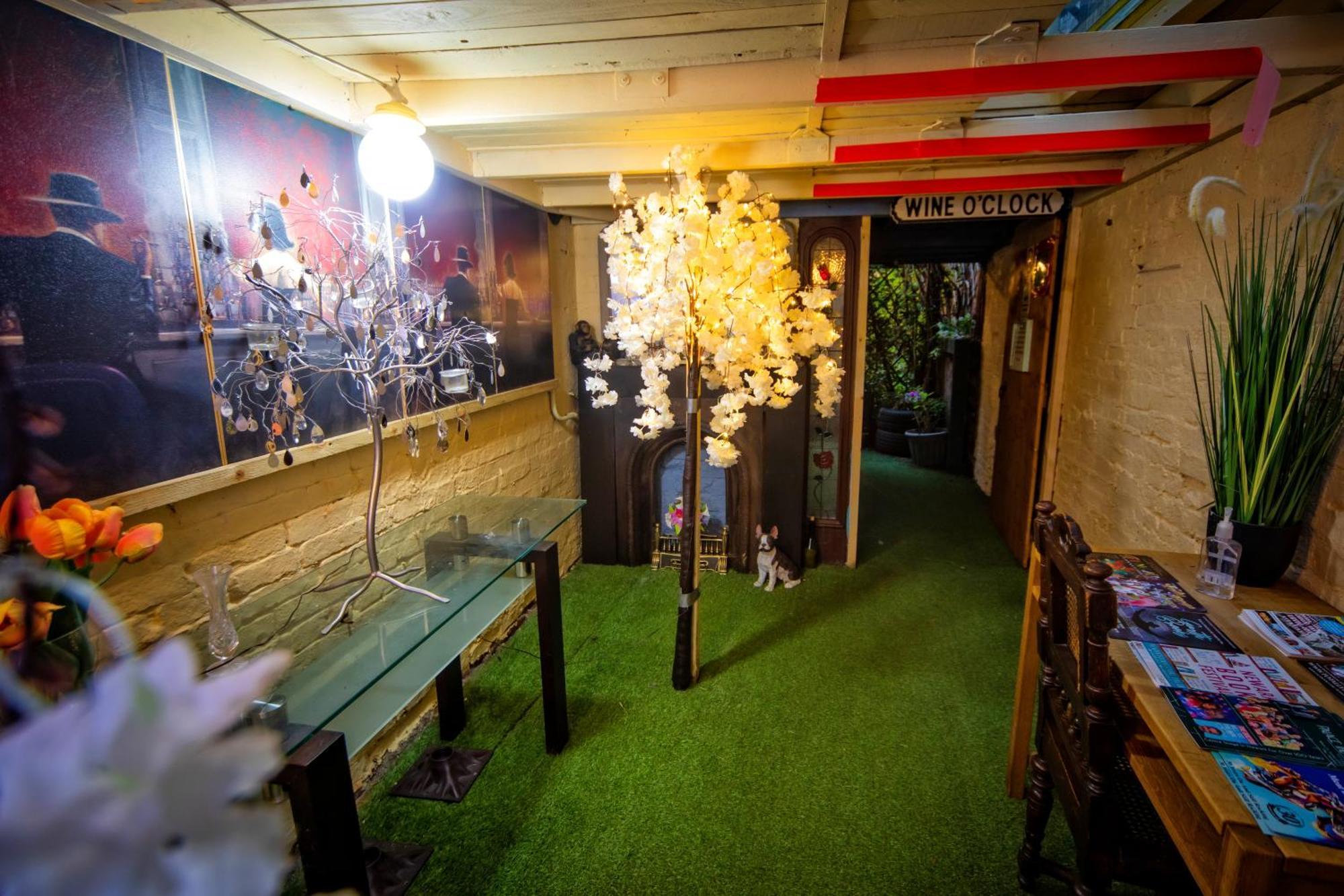 The Secret Garden Appartement Newark upon Trent Buitenkant foto